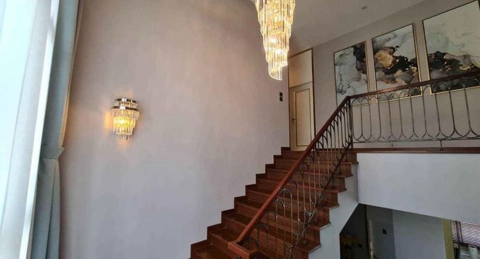 For rent and for sale 5 bed house in Khan Na Yao, Bangkok