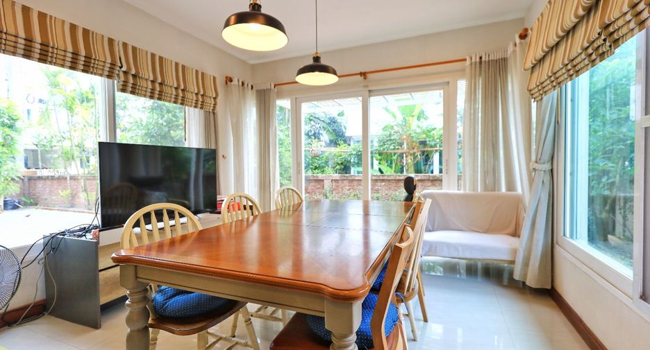 For sale 4 bedrooms house in Pak Kret, Nonthaburi