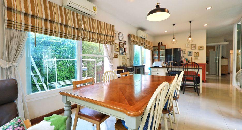 For sale 4 bedrooms house in Pak Kret, Nonthaburi