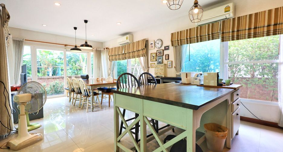 For sale 4 bedrooms house in Pak Kret, Nonthaburi