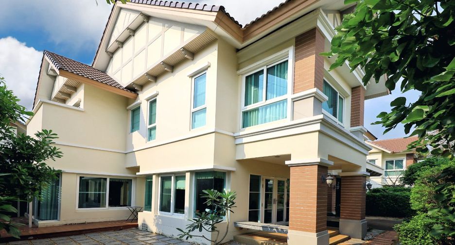 For sale 4 Beds house in Pak Kret, Nonthaburi
