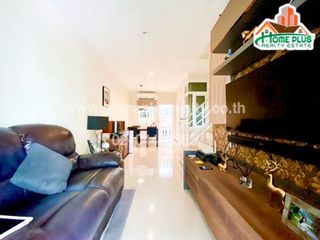 For sale 3 bedrooms townhouse in Lat Phrao, Bangkok
