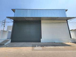 For rent and for sale warehouse in Mueang Pathum Thani, Pathum Thani