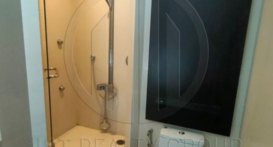 Condo en alquiler de 2 habitaciones en Pathum Wan, Bangkok