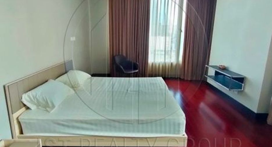 Condo en alquiler de 2 habitaciones en Pathum Wan, Bangkok