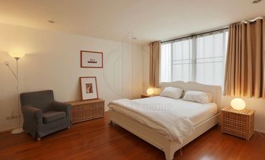 For rent 2 bed condo in Watthana, Bangkok