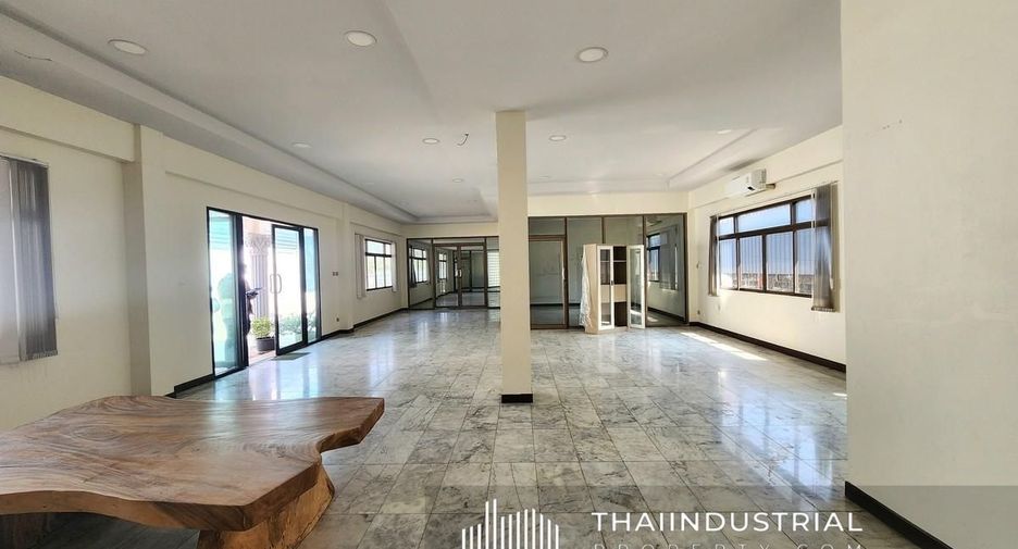 À louer entrepôt à Thanyaburi, Pathum Thani