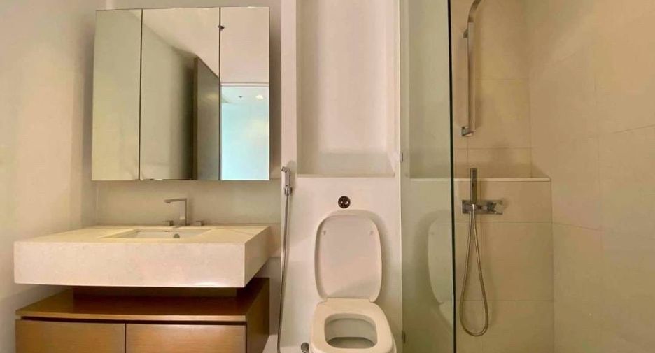 Condo en venta de 3 habitaciones en Sathon, Bangkok