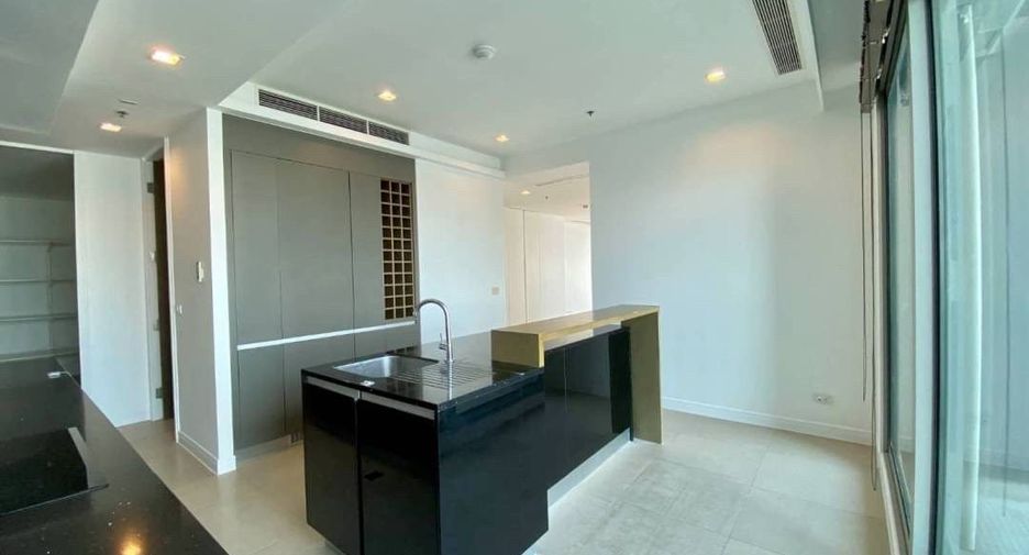 Condo en venta de 3 habitaciones en Sathon, Bangkok