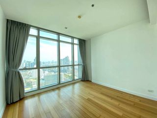 For sale 3 bedrooms condo in Sathon, Bangkok