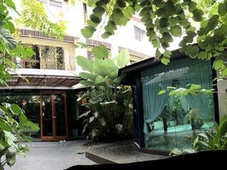 For sale 5 bed house in Pathum Wan, Bangkok