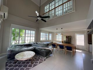 Haus zur Miete mit 3 Zimmer in Mueang Samut Prakan, Samut Prakan