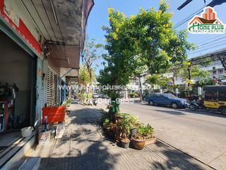 出售 3 卧室 商业空间 在 Phasi Charoen, 曼谷