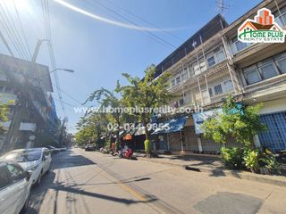 出售 3 卧室 商业空间 在 Phasi Charoen, 曼谷