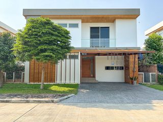For Rent 4 Bedroom House In San Kamphaeng, Chiang Mai