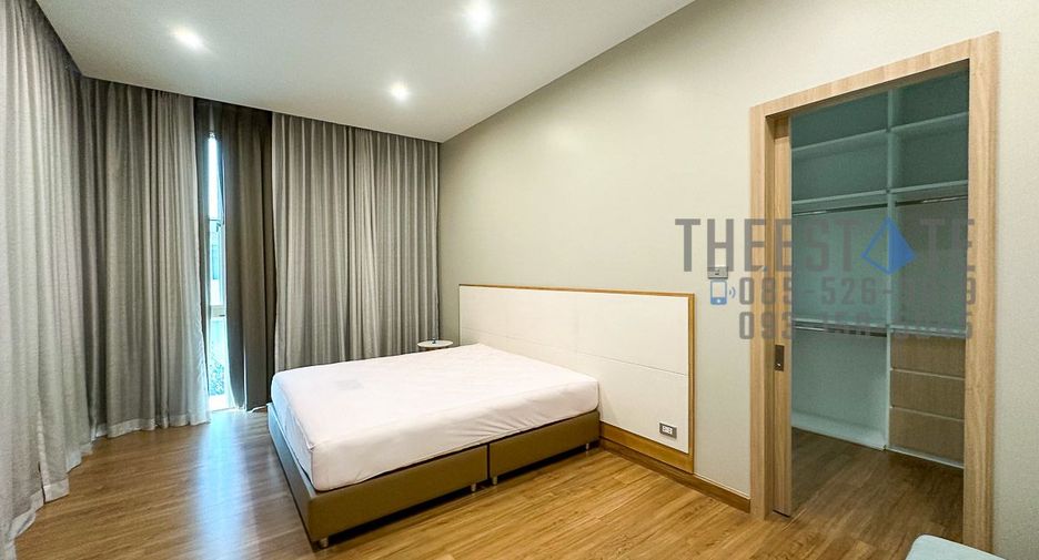 For rent 4 bedrooms house in San Kamphaeng, Chiang Mai