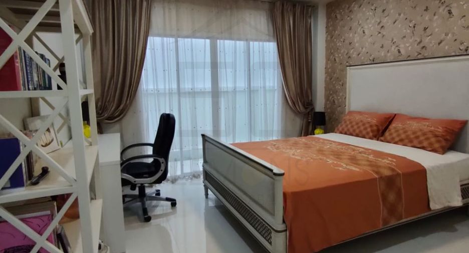 For rent and for sale 4 bedrooms house in Mueang Phuket, Phuket