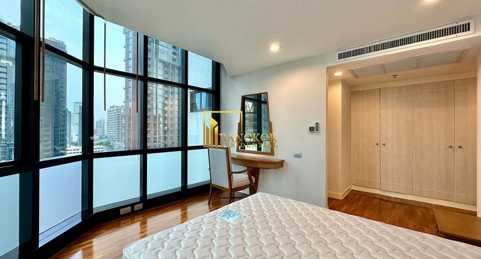For rent 3 ベッドルーム apartment in Khlong Toei, Bangkok