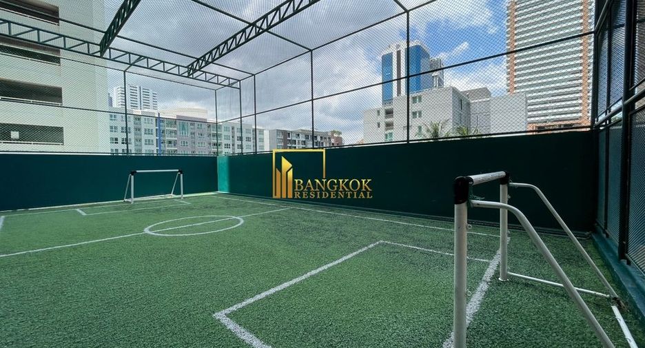 For rent 3 ベッドルーム apartment in Khlong Toei, Bangkok