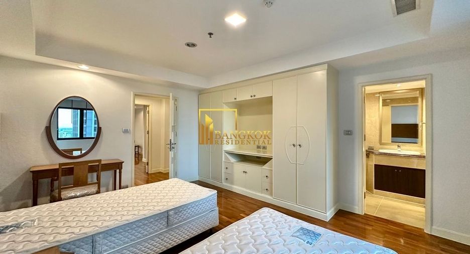 For rent 3 ベッドルーム apartment in Khlong Toei, Bangkok