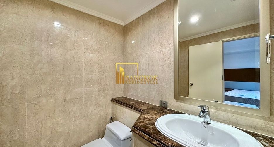 For rent 3 ベッドルーム apartment in Khlong Toei, Bangkok
