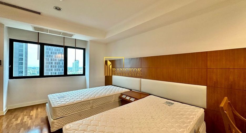 For rent 3 ベッドルーム apartment in Khlong Toei, Bangkok