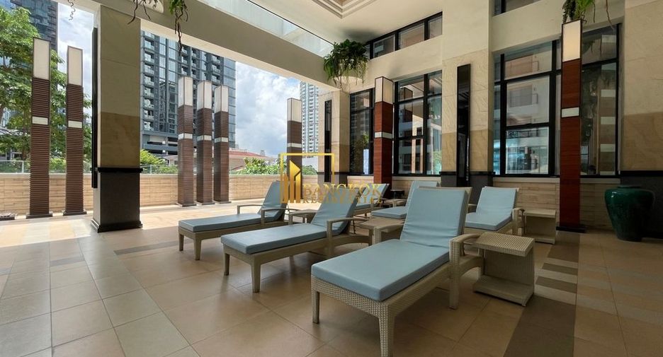 For rent 3 ベッドルーム apartment in Khlong Toei, Bangkok
