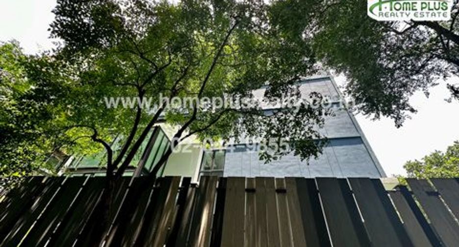 For sale 1 bed condo in Mueang Samut Prakan, Samut Prakan