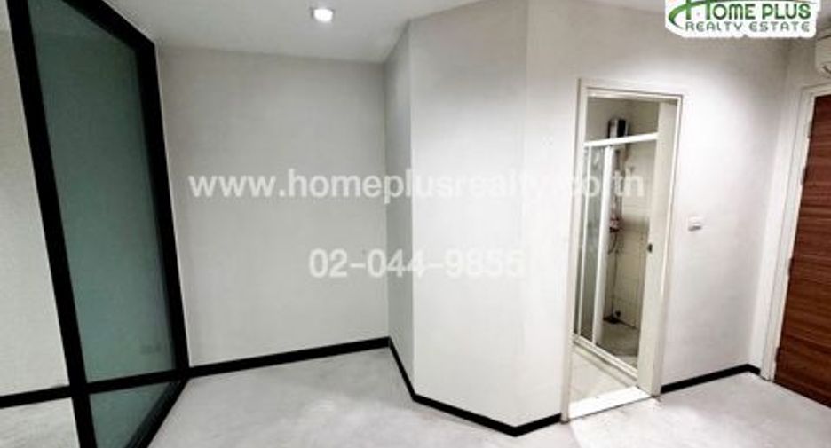 For sale 1 bed condo in Mueang Samut Prakan, Samut Prakan