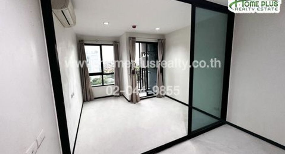For sale 1 bed condo in Mueang Samut Prakan, Samut Prakan