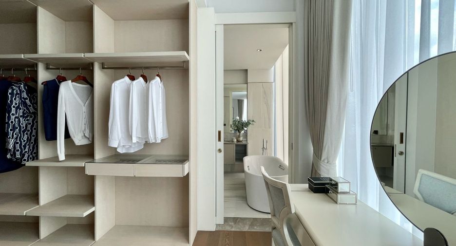Condo en venta de 2 habitaciones en Khlong Toei, Bangkok