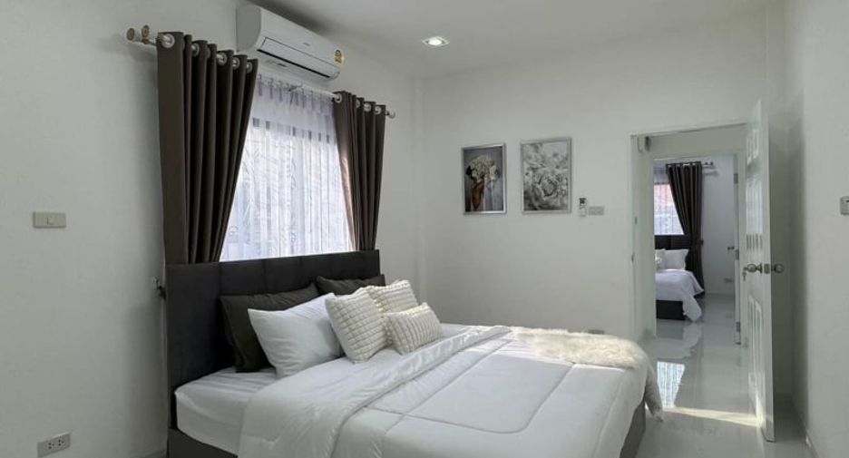 For sale 2 bedrooms townhouse in Bang Lamung, Chonburi