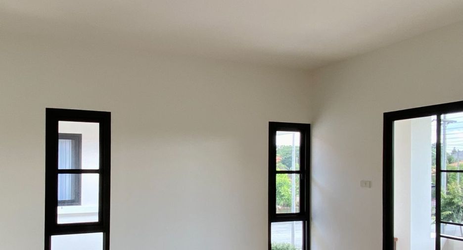 Casa en venta de 3 habitaciones en San Kamphaeng, Chiang Mai