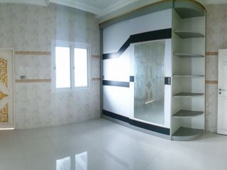 For sale 8 bedrooms house in Hat Yai, Songkhla