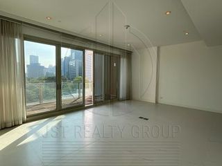 For sale 3 bedrooms condo in Pathum Wan, Bangkok