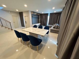Haus zur Miete mit 4 Zimmer in Bang Phli, Samut Prakan