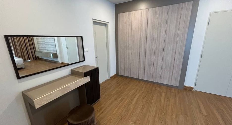 Haus zur Miete mit 4 Zimmer in Bang Phli, Samut Prakan