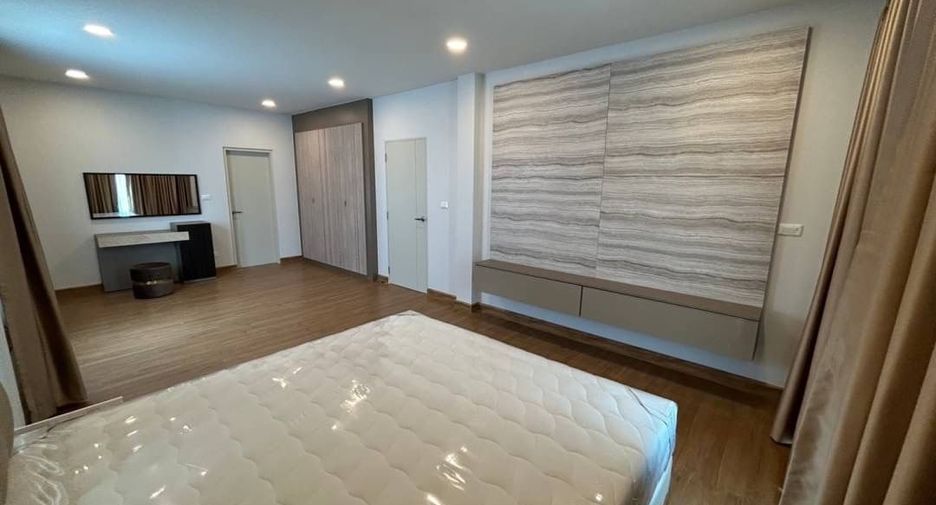 Haus zur Miete mit 4 Zimmer in Bang Phli, Samut Prakan
