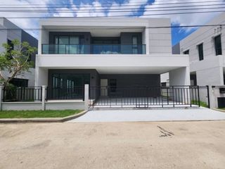 Haus zur Miete mit 4 Zimmer in Bang Phli, Samut Prakan