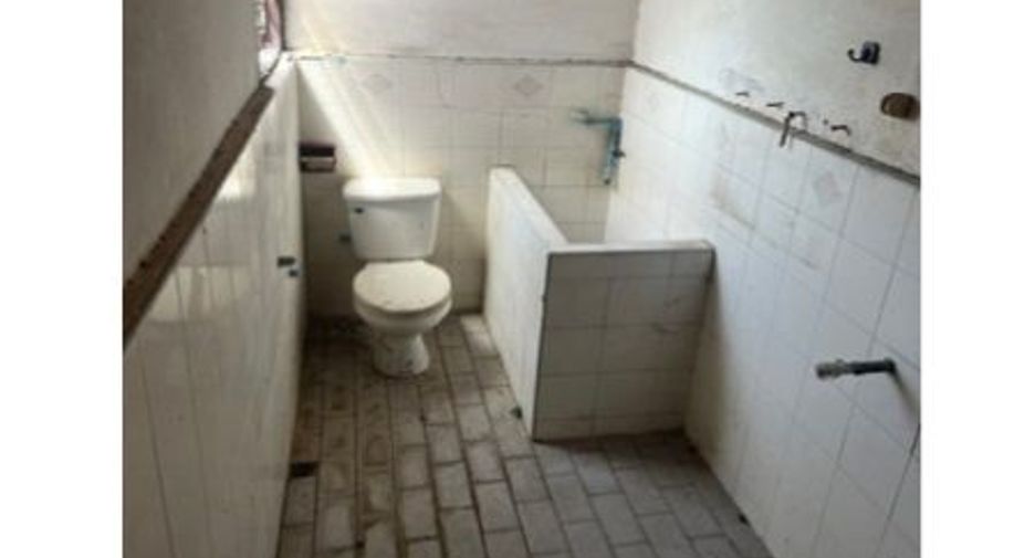 For sale retail Space in Mueang Ang Thong, Ang Thong