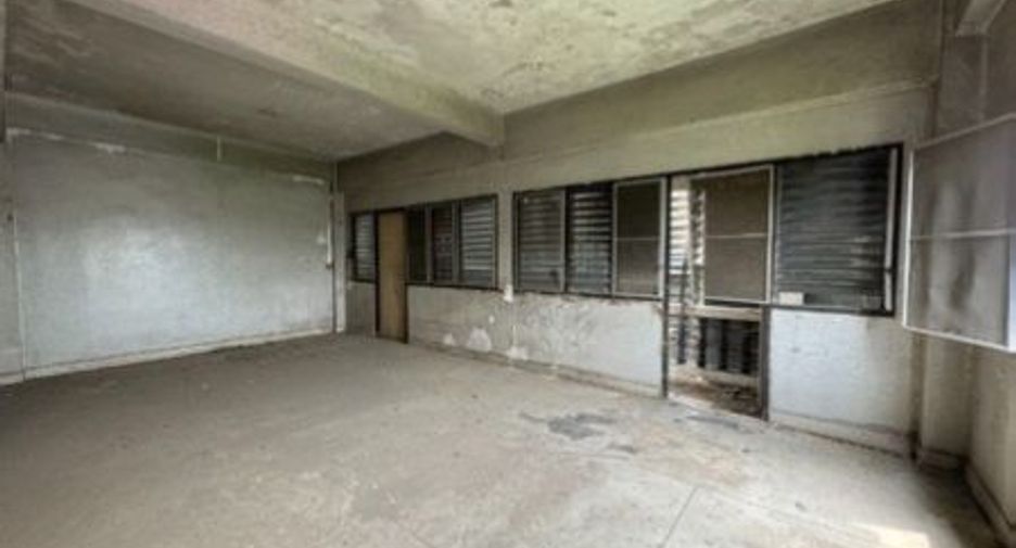 À vendre 5 chambres local commercial à Mueang Ratchaburi, Ratchaburi