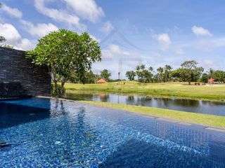 For rent and for sale 5 bedrooms villa in Thalang, Phuket