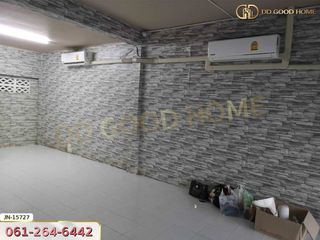 For sale 3 bed townhouse in Thung Song, Nakhon Si Thammarat