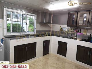 For sale 3 bed townhouse in Thung Song, Nakhon Si Thammarat
