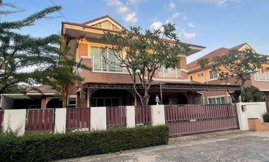 Продажа 3 спальни дом в Mueang Chon Buri, Чонбури