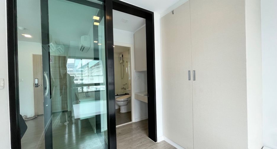 Wohnung zum Kauf mit 1 Zimmer in Bang Na, Bangkok