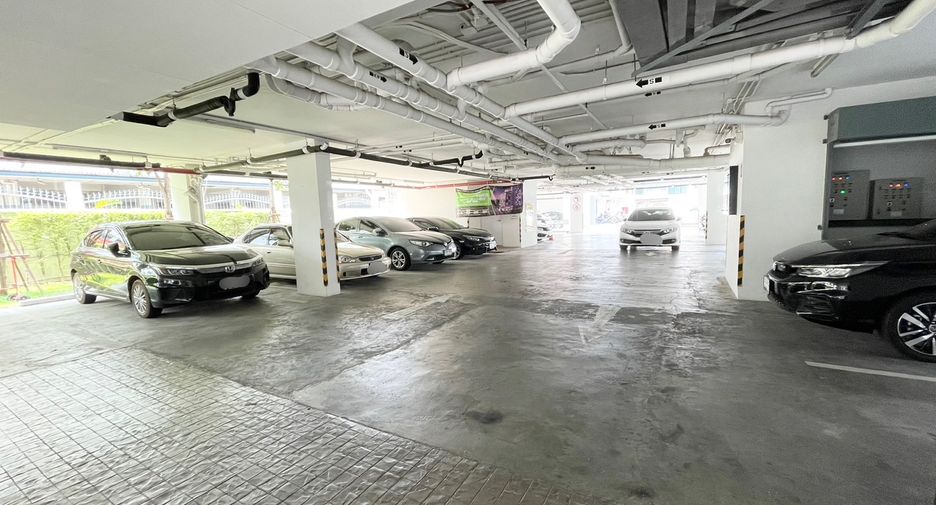 Wohnung zum Kauf mit 1 Zimmer in Bang Na, Bangkok