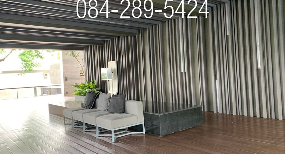 For sale 4 bedrooms house in Taling Chan, Bangkok