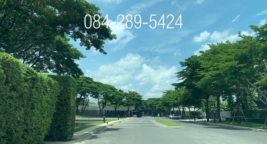For sale 4 bedrooms house in Taling Chan, Bangkok