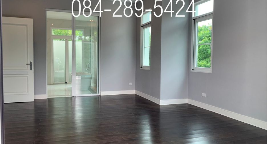 For sale 4 bedrooms house in Taling Chan, Bangkok